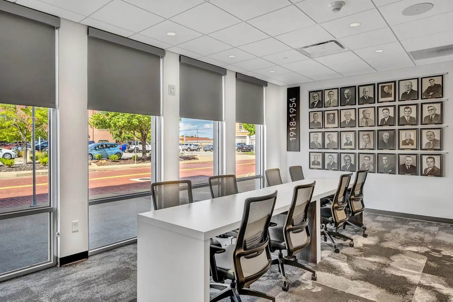 Desks-inside-The-Genecov-Room